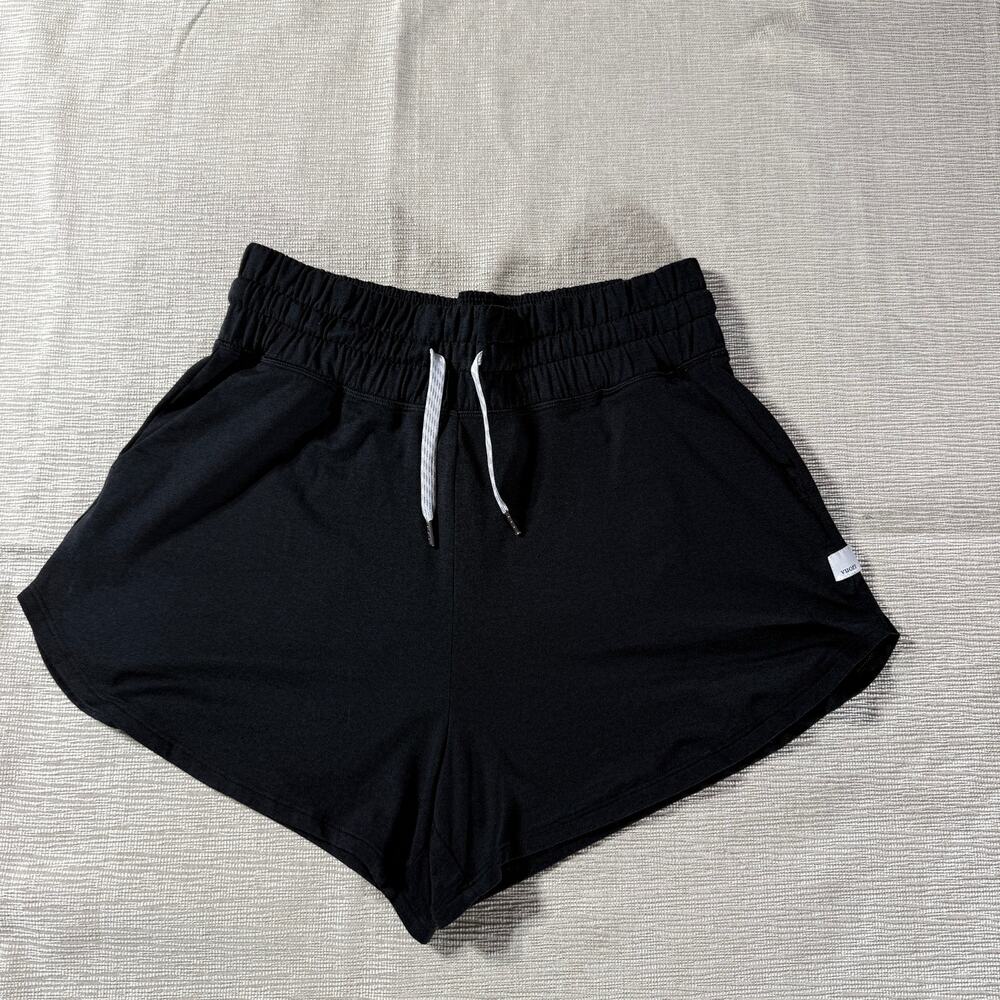 Vuori Womens Shorts Medium Black DreamKnit Drawstring Athletic Lounge Pockets